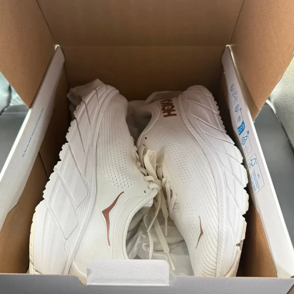 Hoka One One hoka one